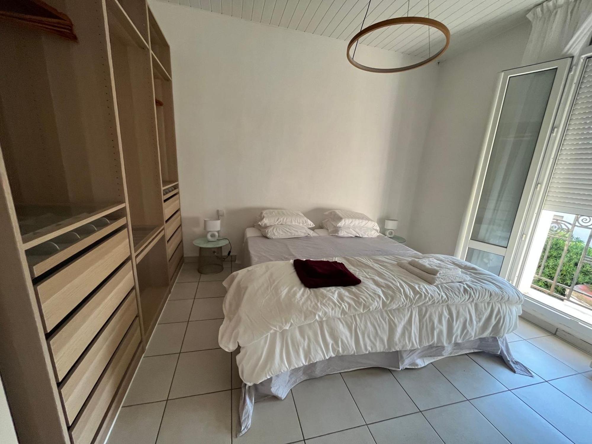Les Arenes Apartment เบซิเยร์ ภายนอก รูปภาพ